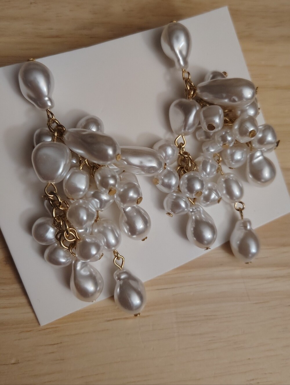 Anthropologie Pearl Cluster Waterfall Drop Earrings Gold Chain Vintage Style